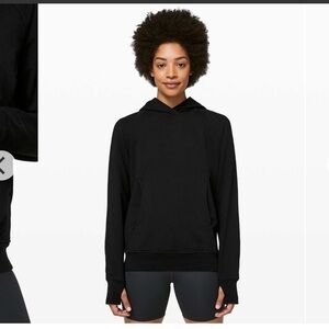 Lululemon Scuba Pullover
Black